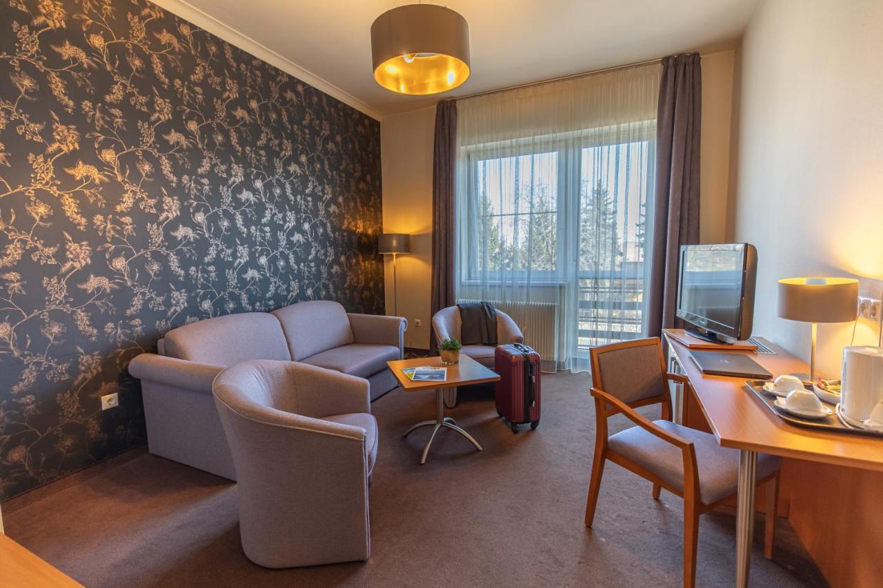 City Hotel Miskolc Luaran gambar