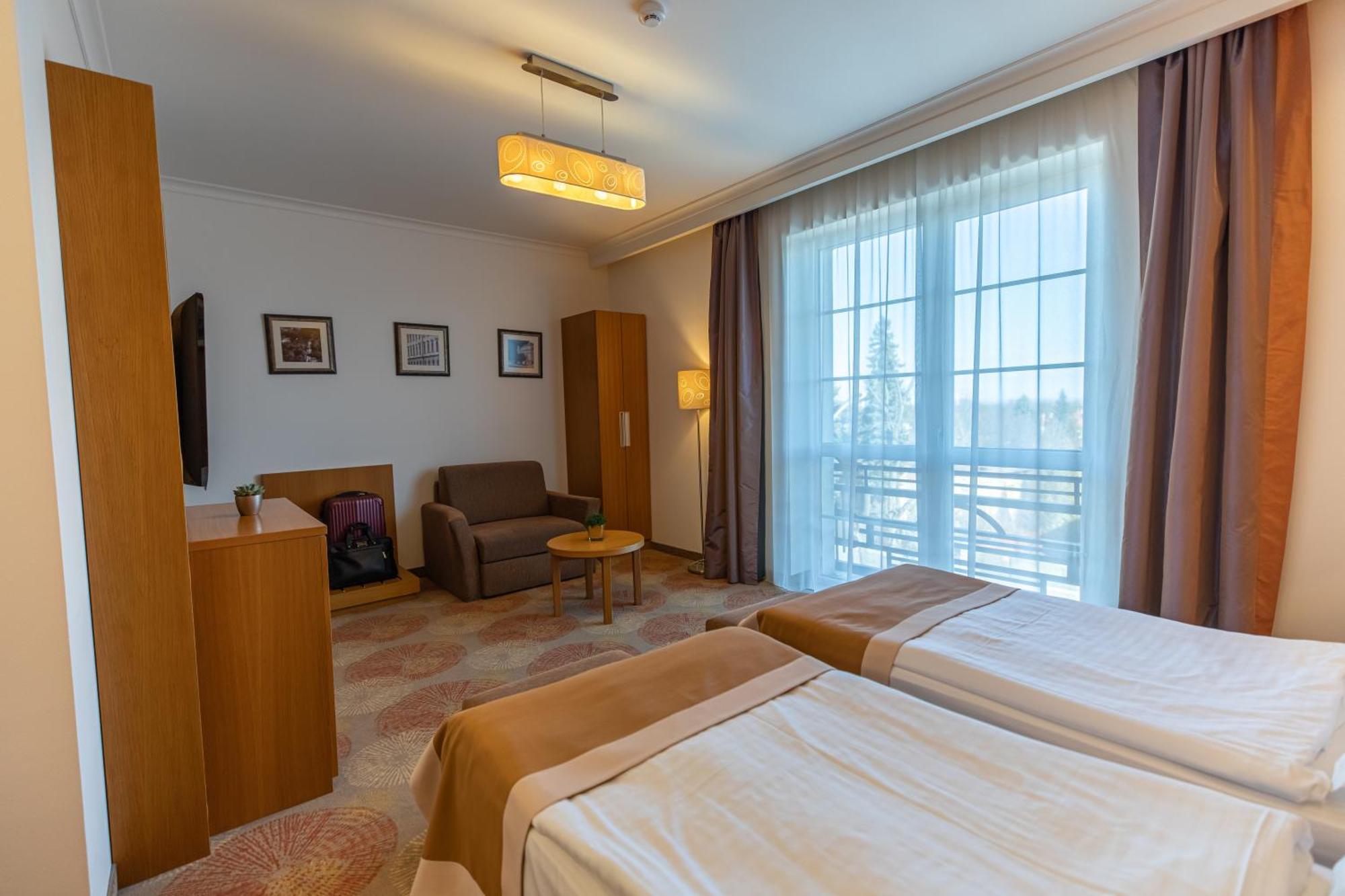 City Hotel Miskolc Luaran gambar