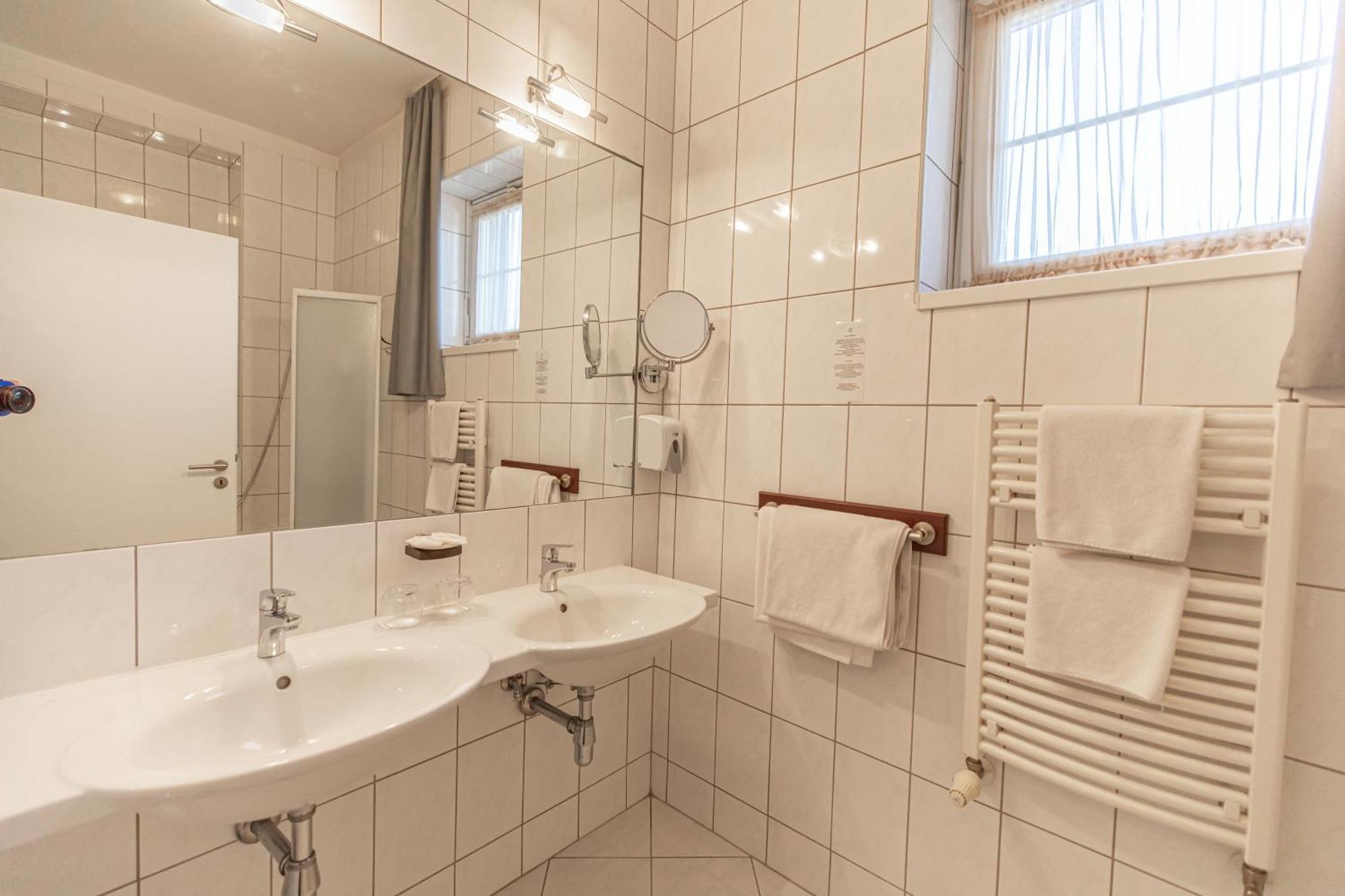 City Hotel Miskolc Luaran gambar