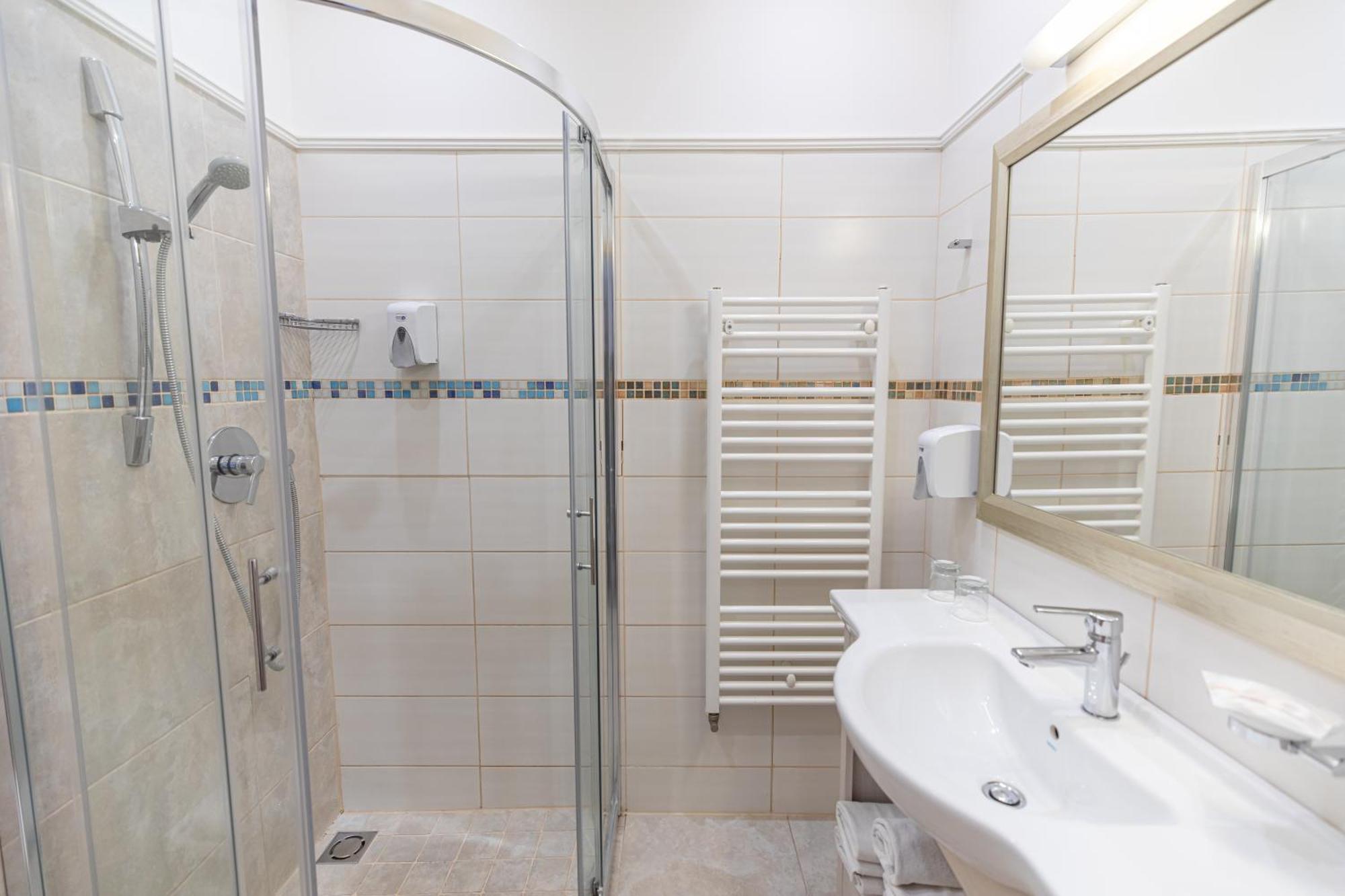 City Hotel Miskolc Luaran gambar