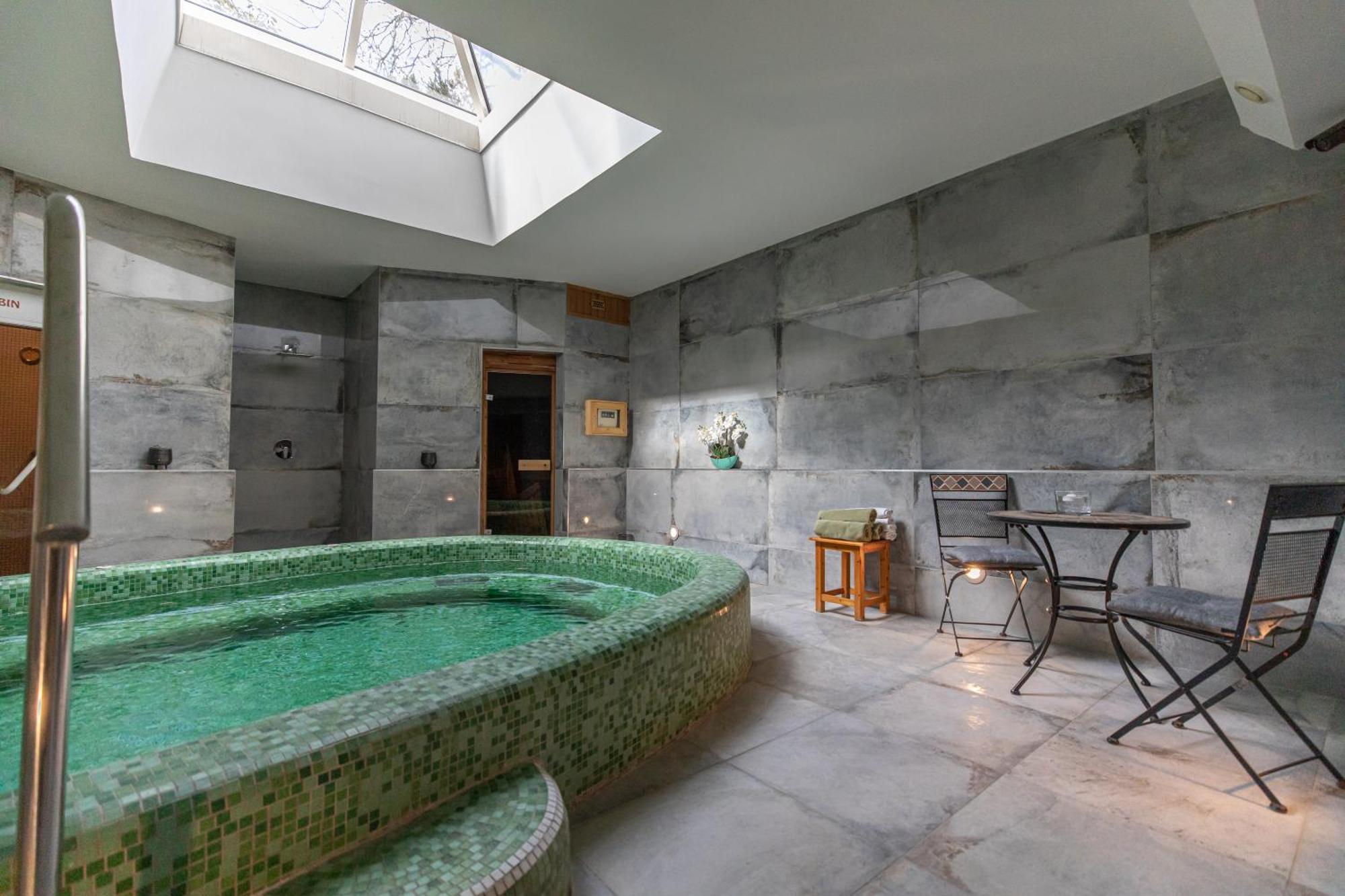 City Hotel Miskolc Luaran gambar